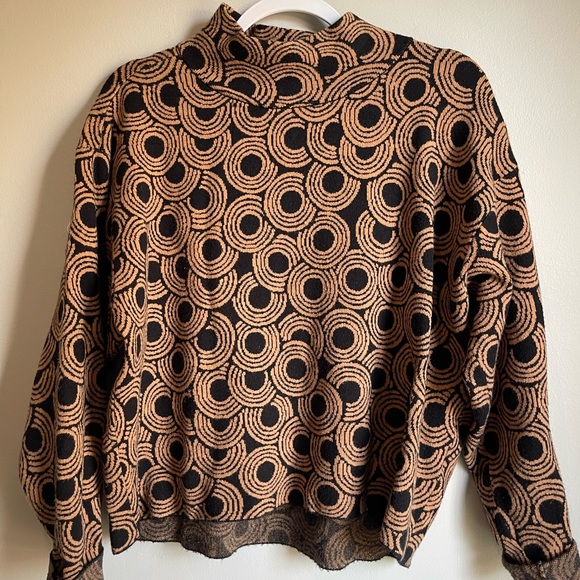 Maeve The Carey sweater - Picture 2 of 3